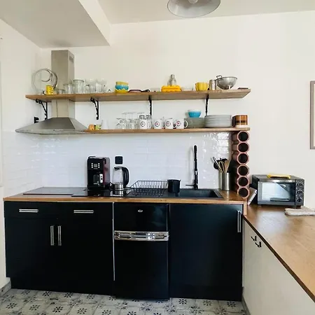 Corner Cocoon In The Center Of Apartman La Rochelle